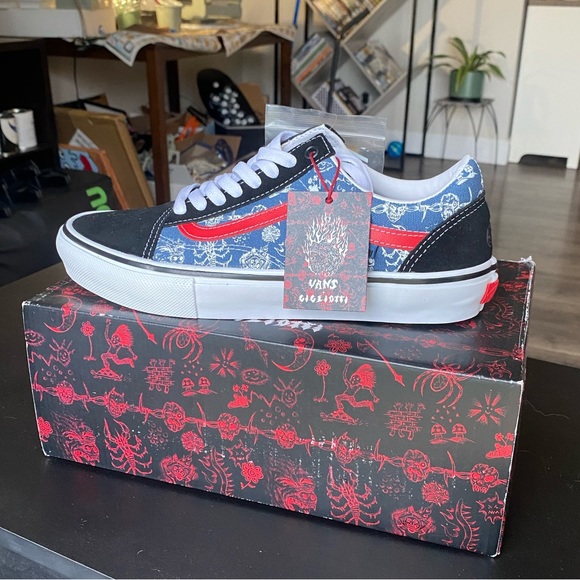 Vans x Lotties Size 9 Old Skools - Picture 1 of 4